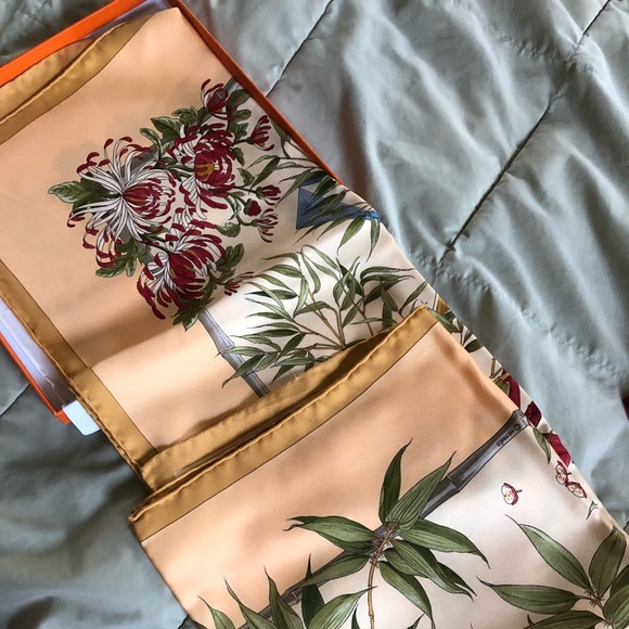 Hermès scarf - Picture 4 of 7